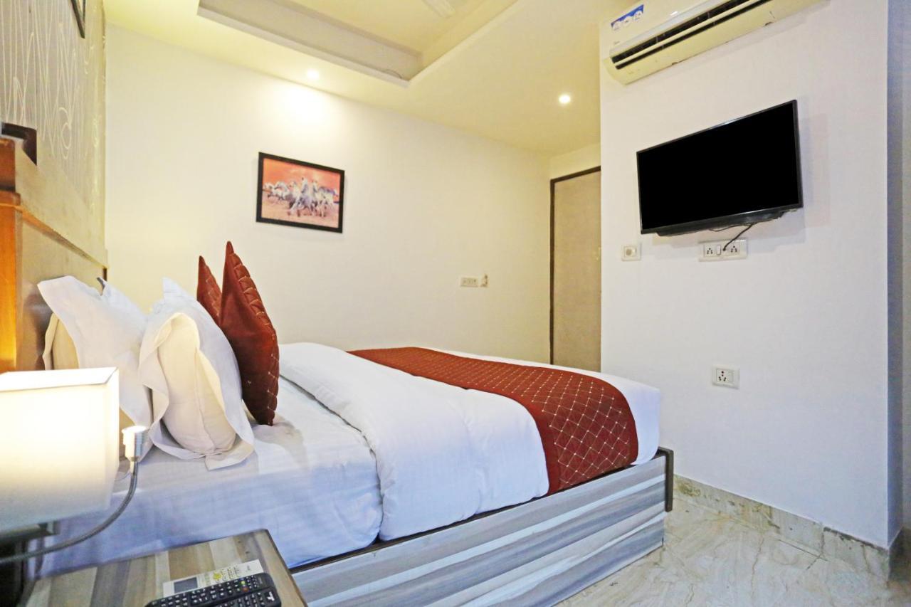 Hotel The Best Near Delhi Airport New Delhi Bagian luar foto