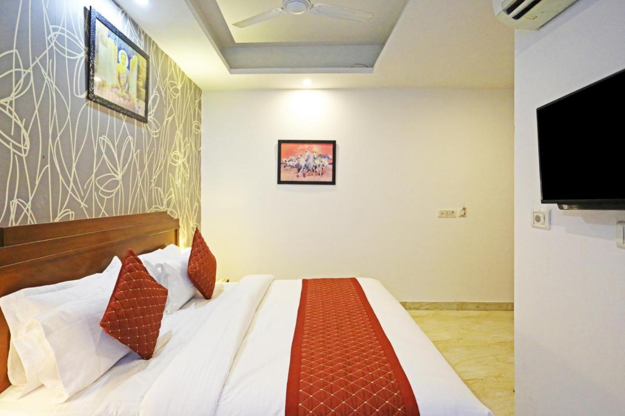 Hotel The Best Near Delhi Airport New Delhi Bagian luar foto
