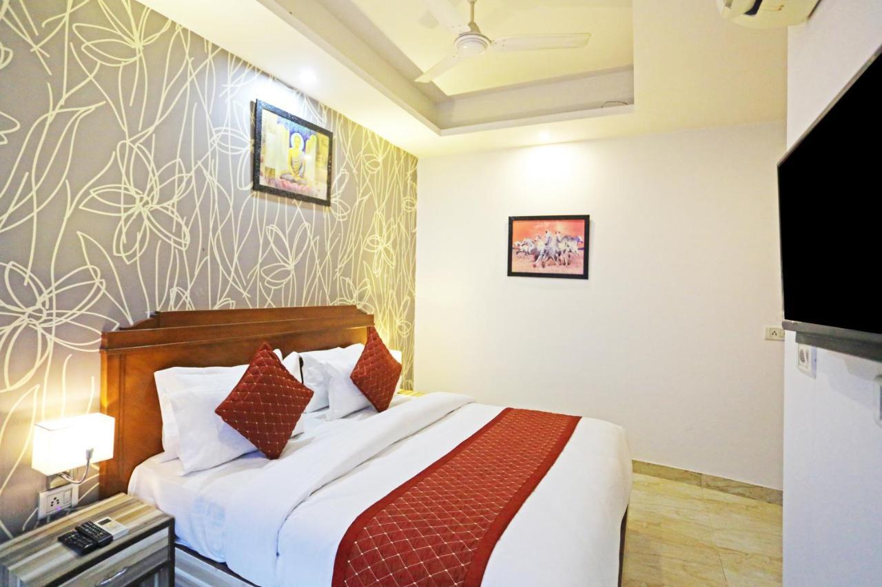 Hotel The Best Near Delhi Airport New Delhi Bagian luar foto