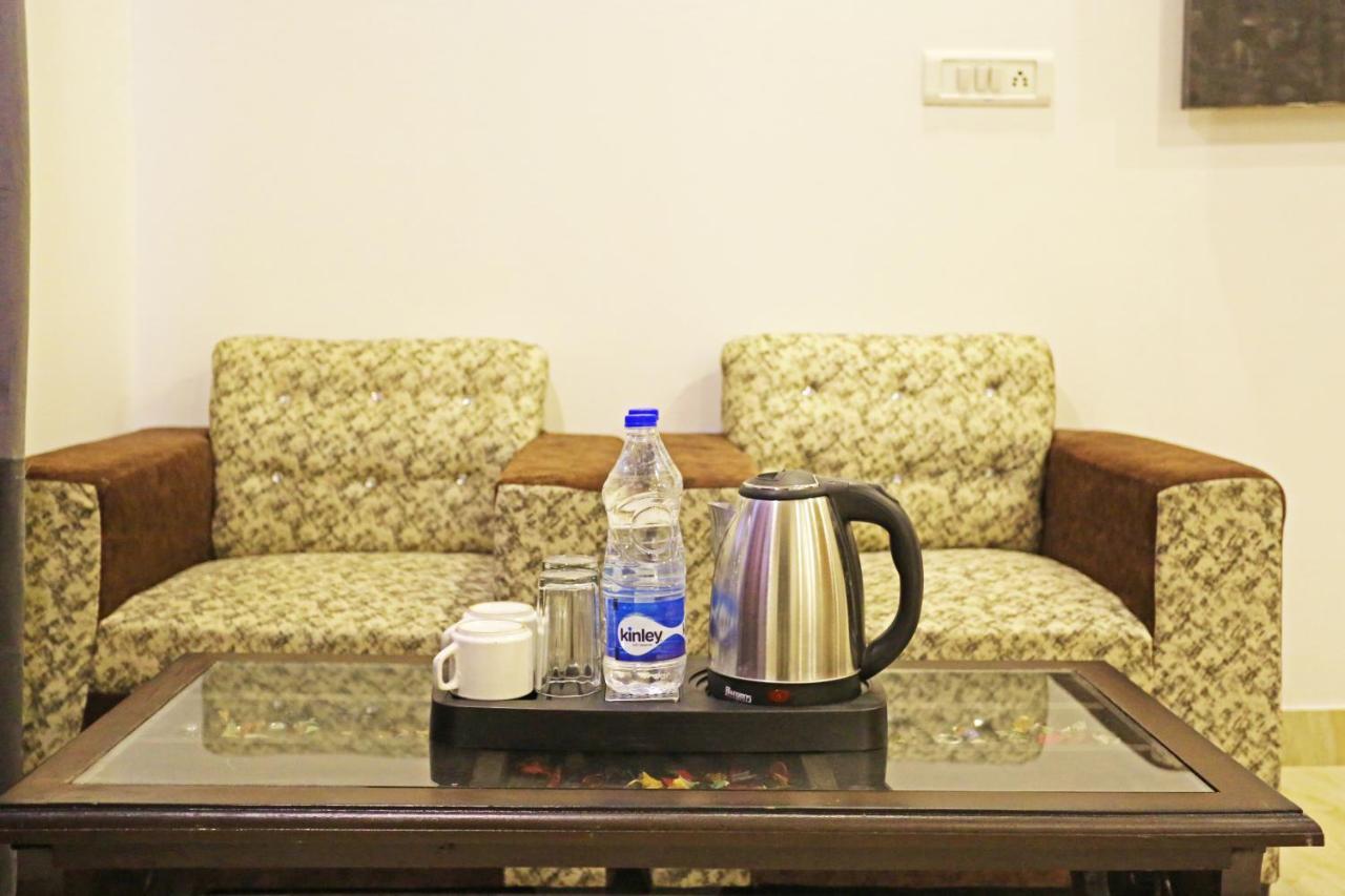 Hotel The Best Near Delhi Airport New Delhi Bagian luar foto